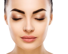 девушка с красивыми бровями